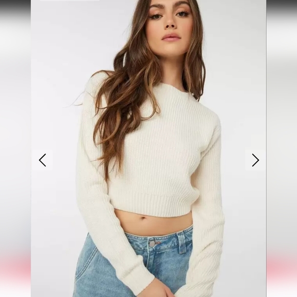 Ardene Tops - Cropped Knit top